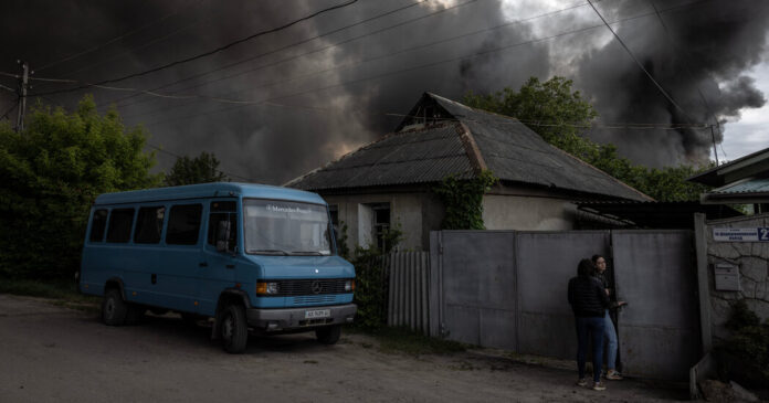 Russia Presses Attacks in Northeast Ukraine, Seeking Buffer Zone on Border